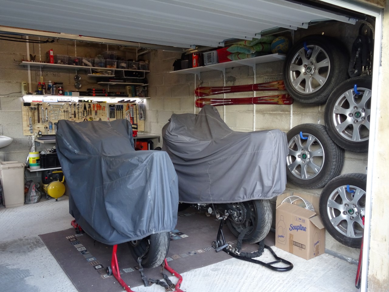 Pour Noël, vous offrez quoi à votre Tracer Garage1
